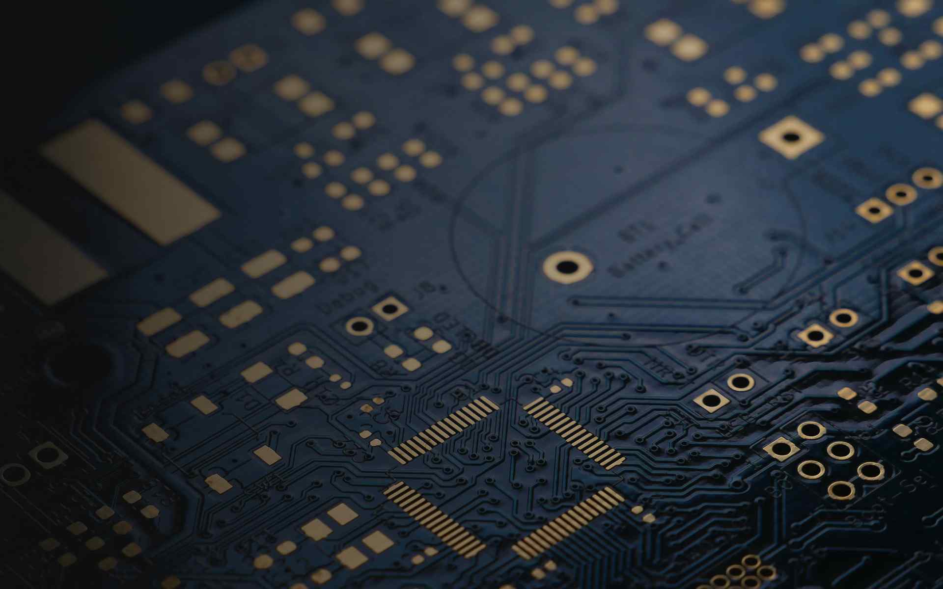 https://www.solis-iot.com/wp-content/uploads/2023/07/background_services_01.jpg